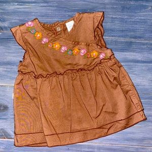 Embroidered ruffled shirt